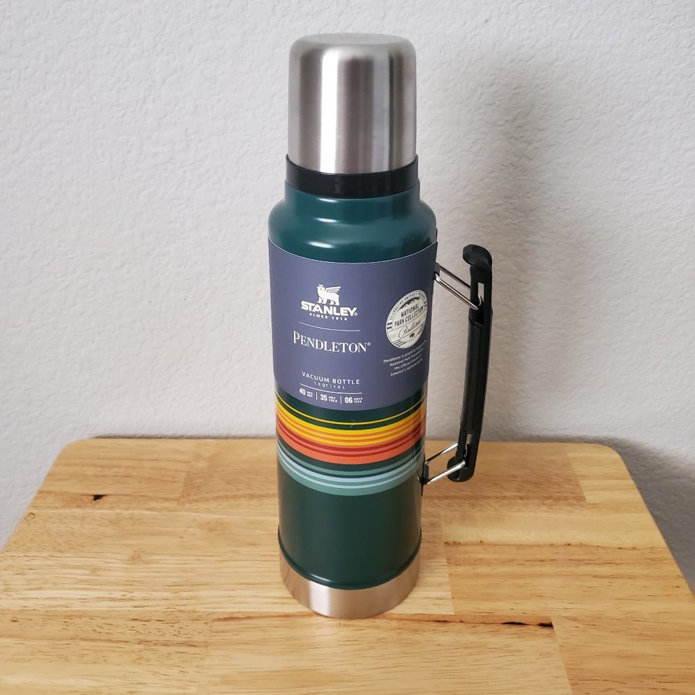 Pendleton Stanley Vacuum Bottle Green 1.5 QT New - Picture 4 of 6